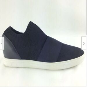 NWT Aqua foxy navy shoes